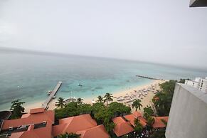 Montego Bay Club Beach Resort