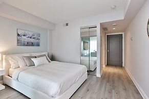 QuickStay - Class in Yorkville (Yonge & Bloor)