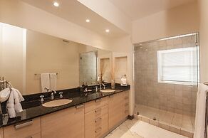 Vista Mar by Dream Makers