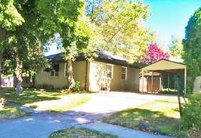House at the Foot of the Mountains