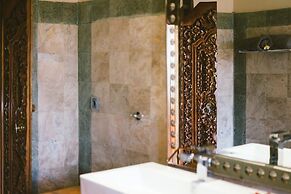 Honeymoon Guesthouse