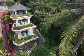 SereS Springs Resort & Spa Singakerta