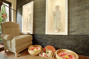 SereS Springs Resort & Spa Singakerta