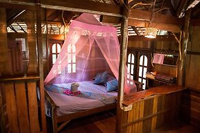 Sabai Corner Bungalows