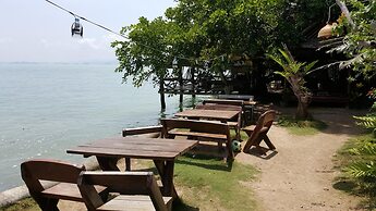 Sabai Corner Bungalows