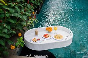 Desak Putu Putra Hidden