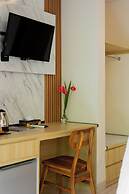 Desak Putu Putra Hidden