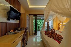 Desak Putu Putra Hidden