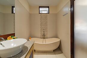 Desak Putu Putra Hidden