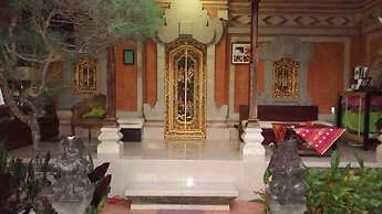 Desak Putu Putra Homestay