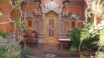 Desak Putu Putra Homestay