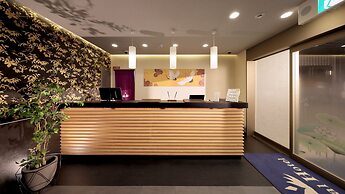 Shinsaibashi Higashi Crystal Hotel