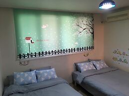 Kiki House 2 Hongdae Stn