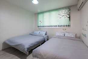 Kiki House 2 Hongdae Stn