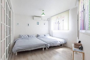 Kiki House 2 Hongdae Stn