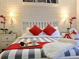 Moonlight Inn Guest House