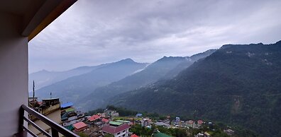 Udaan Woodberry Hotel & Spa