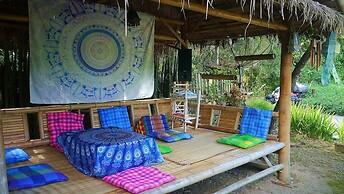 Pho Rak Nah Pai Guesthouse