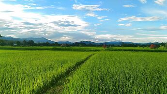 Pho Rak Nah Pai Guesthouse