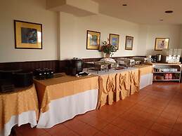 Cliffside View Hotel