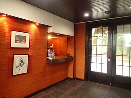 Cliffside View Hotel