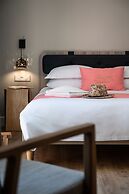 Viaggio Elegant Rooms