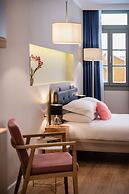 Viaggio Elegant Rooms