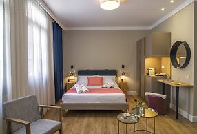 Viaggio Elegant Rooms