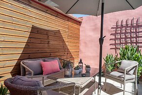 Viaggio Elegant Rooms