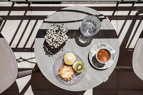 Viaggio Elegant Rooms