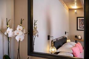 Viaggio Elegant Rooms