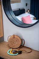 Viaggio Elegant Rooms