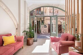 Viaggio Elegant Rooms