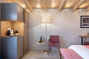 Viaggio Elegant Rooms