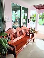 OYO 75399 Choktipparat Place