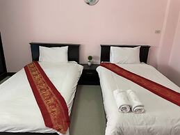 OYO 75399 Choktipparat Place