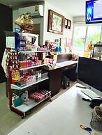 OYO 75399 Choktipparat Place