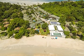 5 Bedroom Beachfront Villa SDV100-By Samui Dream Villas