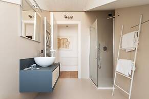 easyhomes - Brera Luxury Suites