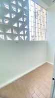 Sandee Room