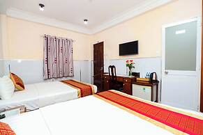 Hanh Phuc Hotel