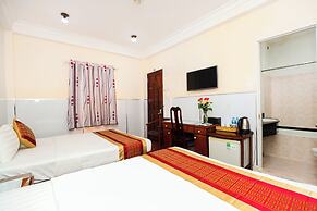Hanh Phuc Hotel