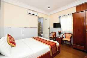 Hanh Phuc Hotel