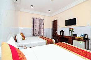 Hanh Phuc Hotel