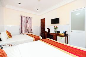 Hanh Phuc Hotel