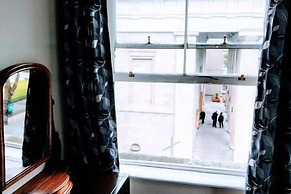 Metrostays - O'Connell Street 84-2