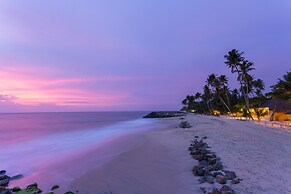 Azure Tides Marari