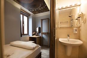 Stay Inn Taksim Hostel