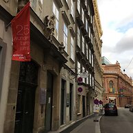 Heart of Vienna Home