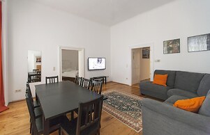 Heart of Vienna Home